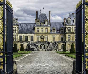 Castle Of Fontainebleau